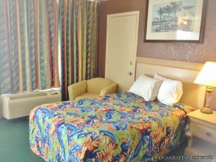 America's & Suites-lakeland Hotel 2*