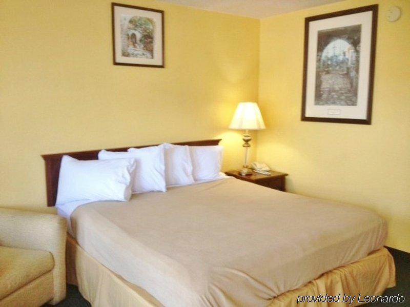 America's & Suites-lakeland 2*