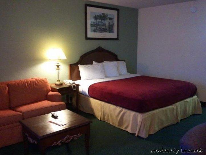 America's & Suites-lakeland 2*